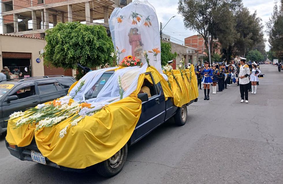 Folklore estudiantil en honor a San Rafael  | Cochabamba - BO